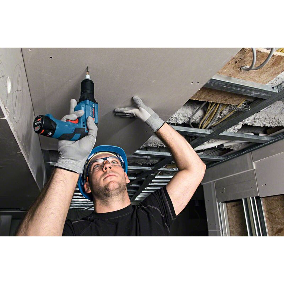 V12H282A1F515A7FC8CEB067E8E6D89D6EE2R7232552P8