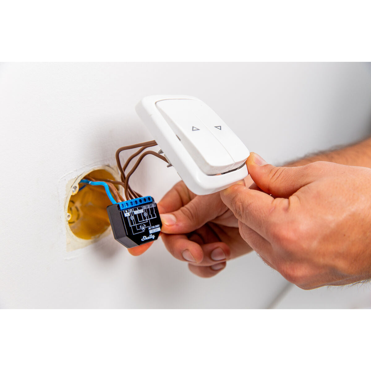 V2H55DC2E7C7D1B9546BEEE984CC0A1C9BAR7611952P10