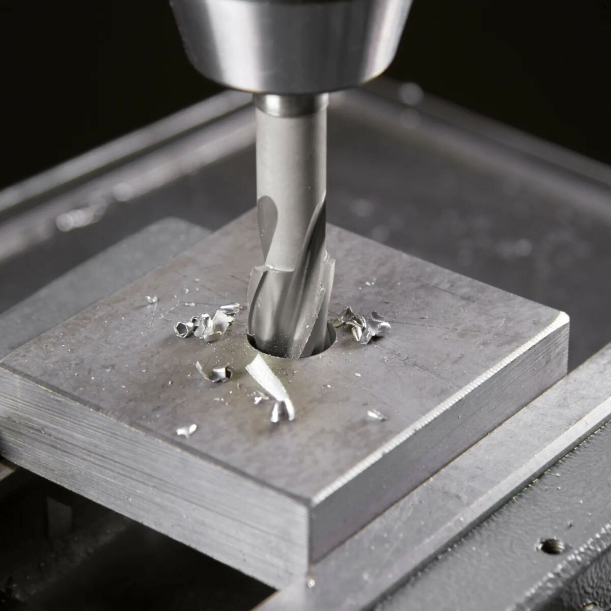 V3H15E615815551A8904B9DE1C2DE1FCDA6R6629431P3