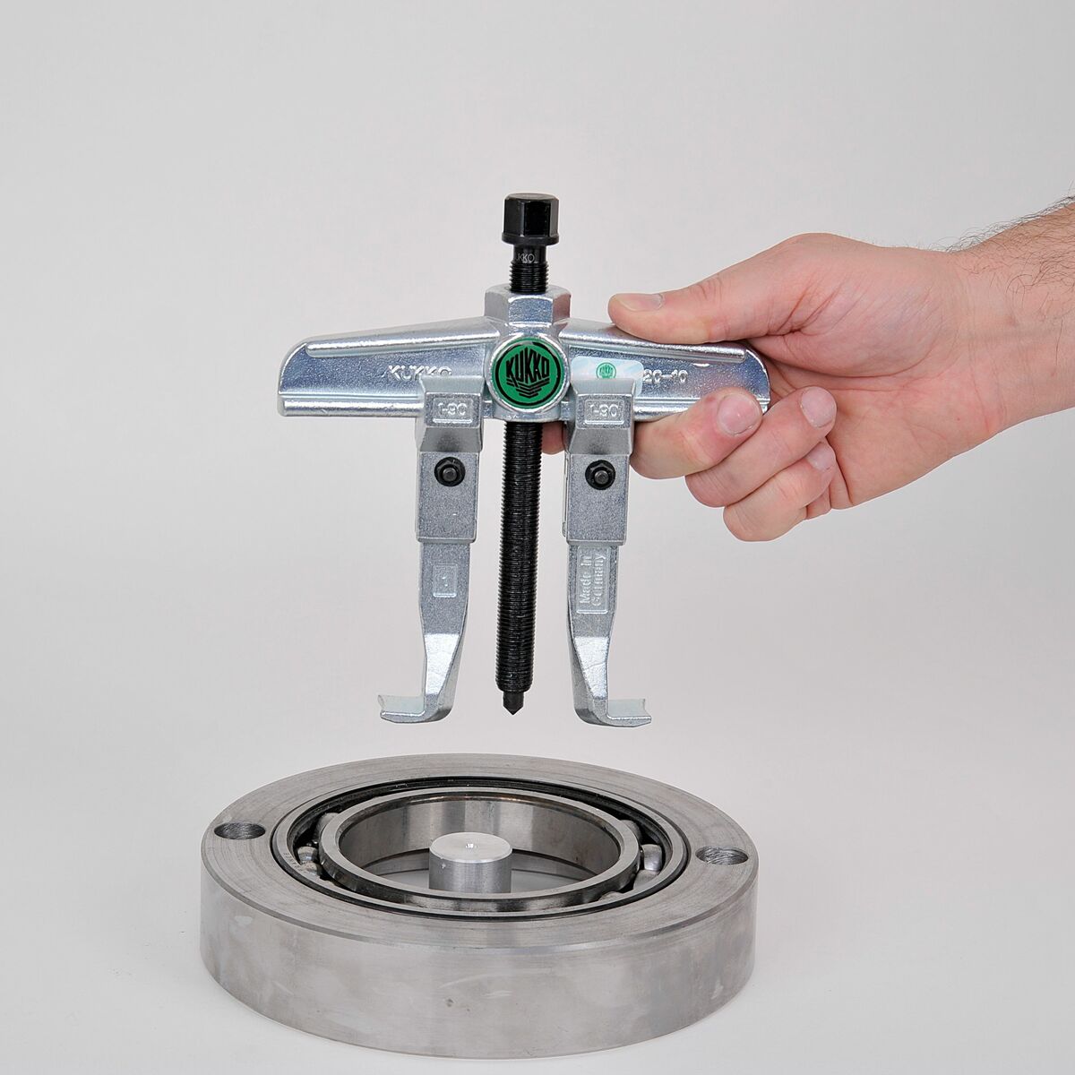 V2H40875F78D1AE26103B07C37BDC5128F2R7061340P10