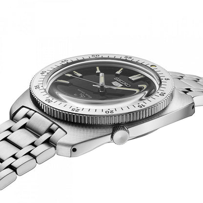 V7HDAF587BAA82DC96F84903ADAAE4B697FR7406085P3