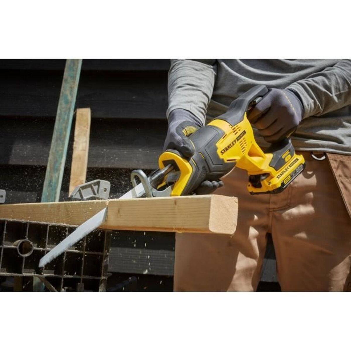 V2H8784D62149DE2B12660D488A71B1E90FR7468039P3