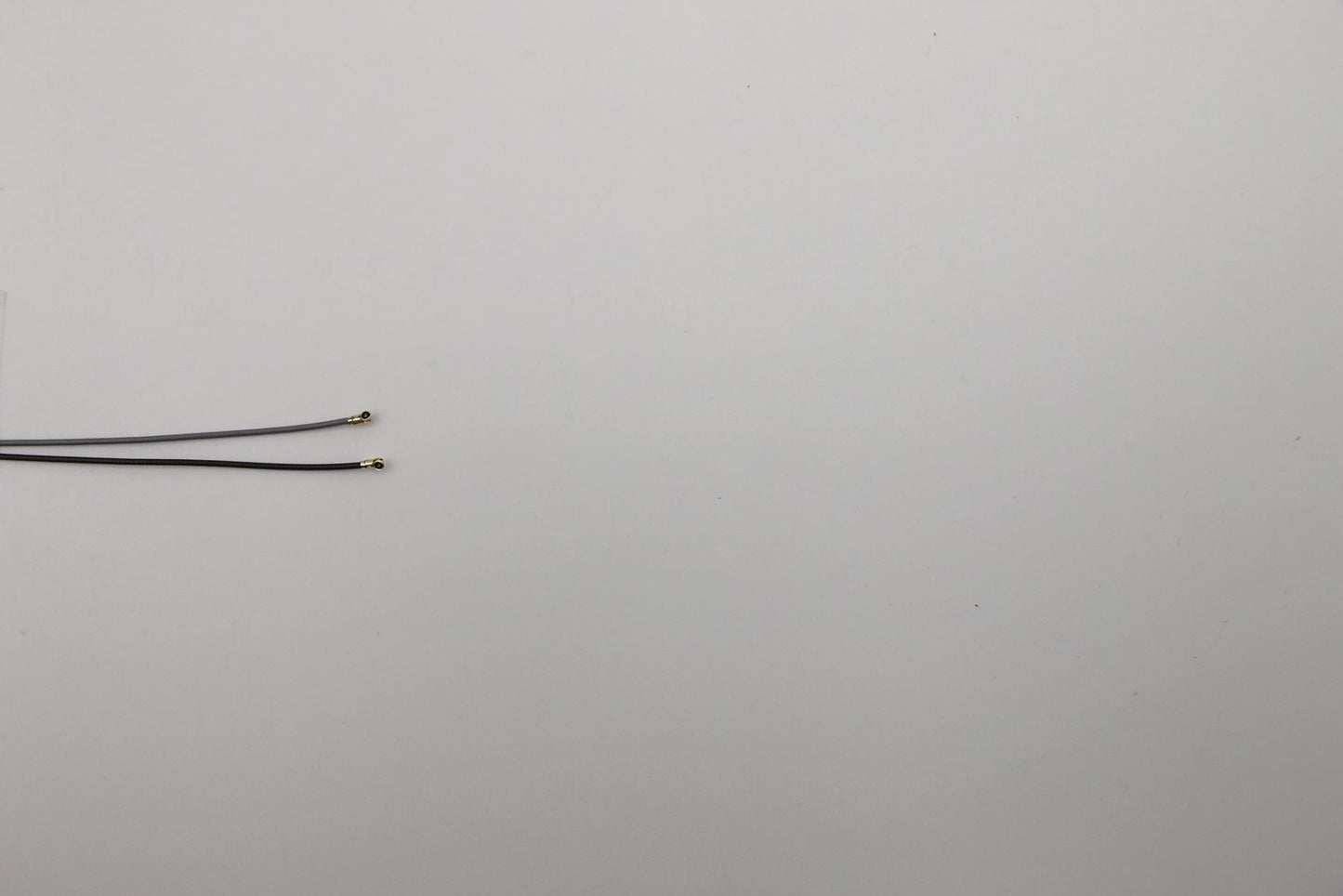 Neue Ersatz-LCD-Abdeckung (Rückseite/Oberdeckel) mit Scharnieren für Lenovo Ideapad 5-15 5-15IIL05 5-15ARE05 5-15ITL05 Laptop AM1K7000300 5CB0X56071 AM1K7000100 5CB0X56524, Silber