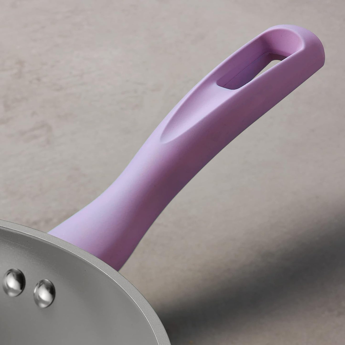 Tramontina Solara 14-Piece Ceramic Non Stick Cookware Set with Lids, Heavy-Gauge Aluminum Pots and Pans Kitchen Set with Nonstick Coating, Dishwasher and Oven Safe (Purple)