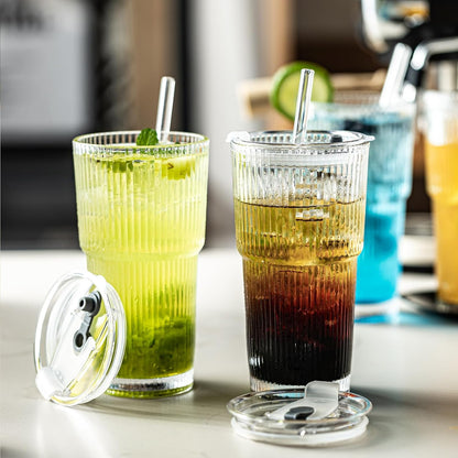 Snextek 20oz Glass Tumblers with Lids and Glass Straws, Thickened for Iced Coffee, Smoothies,Cocktails and Juices-Elegant Durable for Home, Office,Travel (Clear)