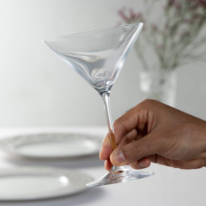 Riedel Vinum XL Martinigläser (2er-Set), mundgeblasene Kristall-Martinigläser mit Stiel – elegante Cocktailgläser für die Bar, 280 ml, maschinenwaschbar