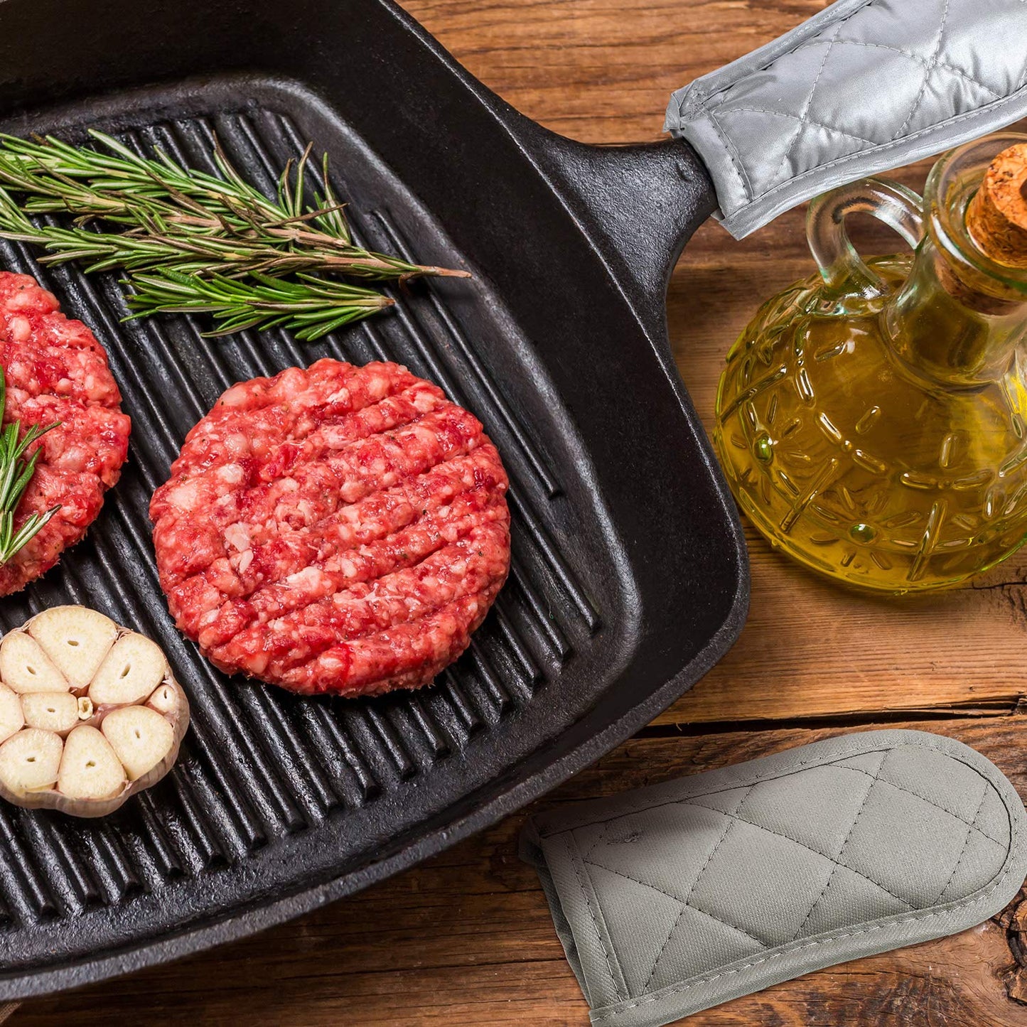 Patelai 4 Stück Pfannengriff-Überzüge, hitzebeständig, rutschfest, für Gusseisengriffe, ideal für die kalte Jahreszeit.