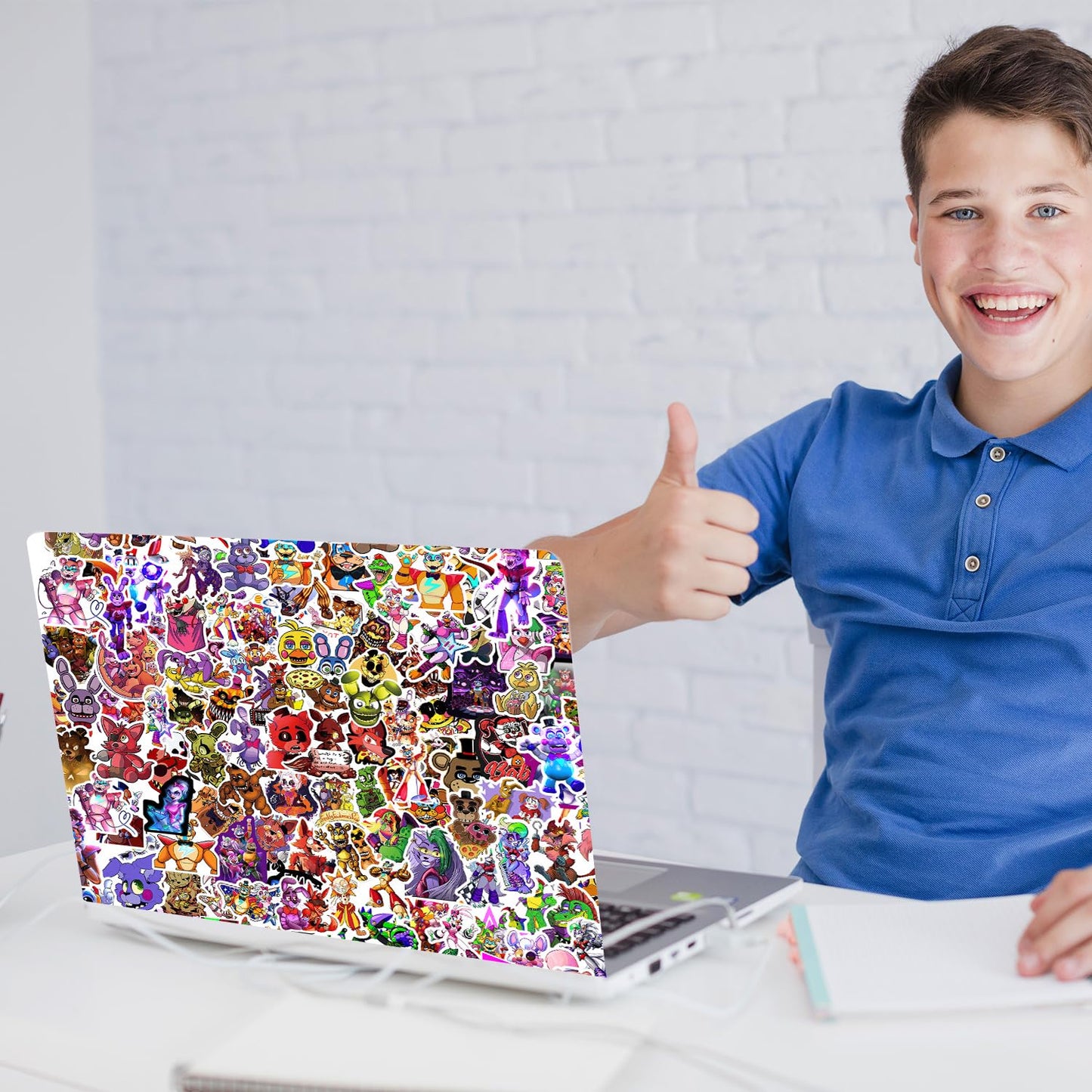 Pounchi Horror-Spannungs-Sticker (200 Stück) Cartoon-Gaming-PVC-Sticker, Geschenke für Laptop, Wasserflasche, Skateboard, Partyzubehör, Dekorationen für Teenager und Kinder