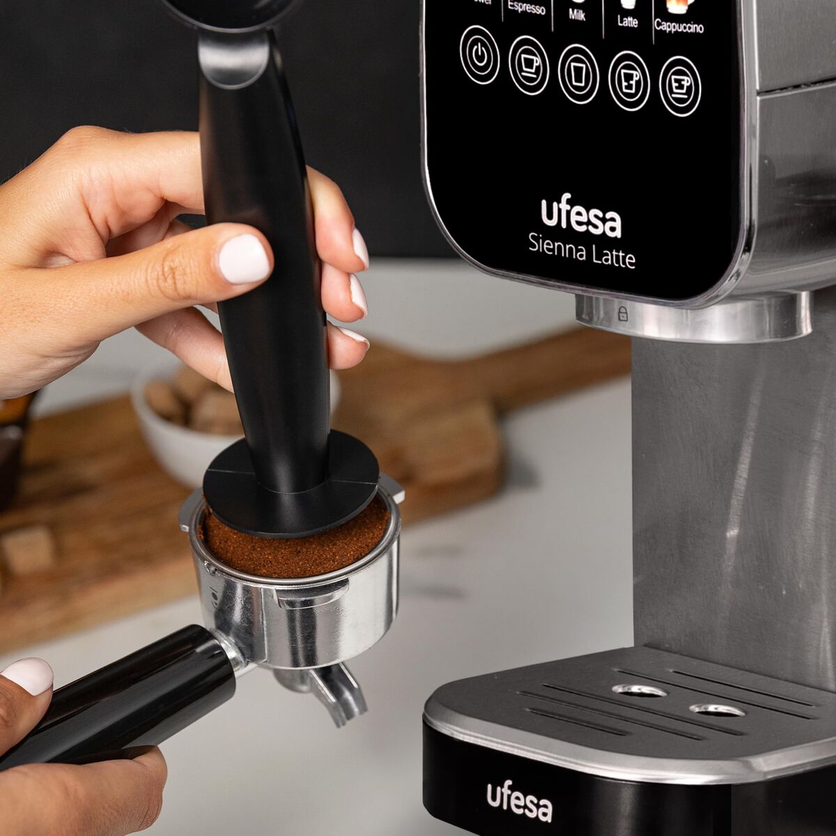 V2HA01AD0A528A2BB2801F8045D9FC8F649R7681316P6