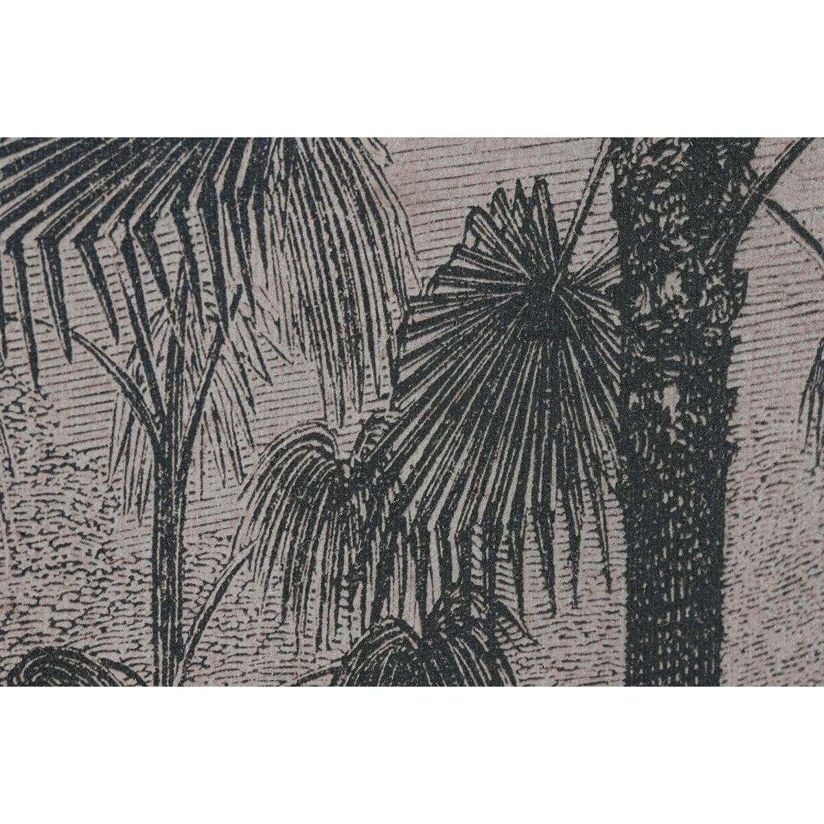 V5H3BB2B69ECA0E643B05CE570F18511A54R7092052P3