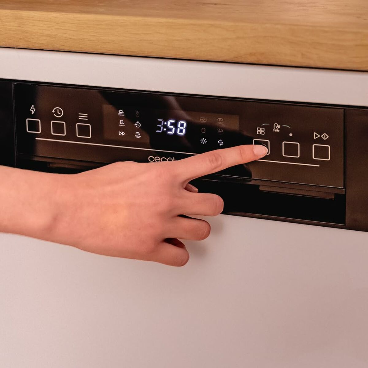 V6HC8BAD171DD372AAE5F81D2BB4E19B562R7392001P5