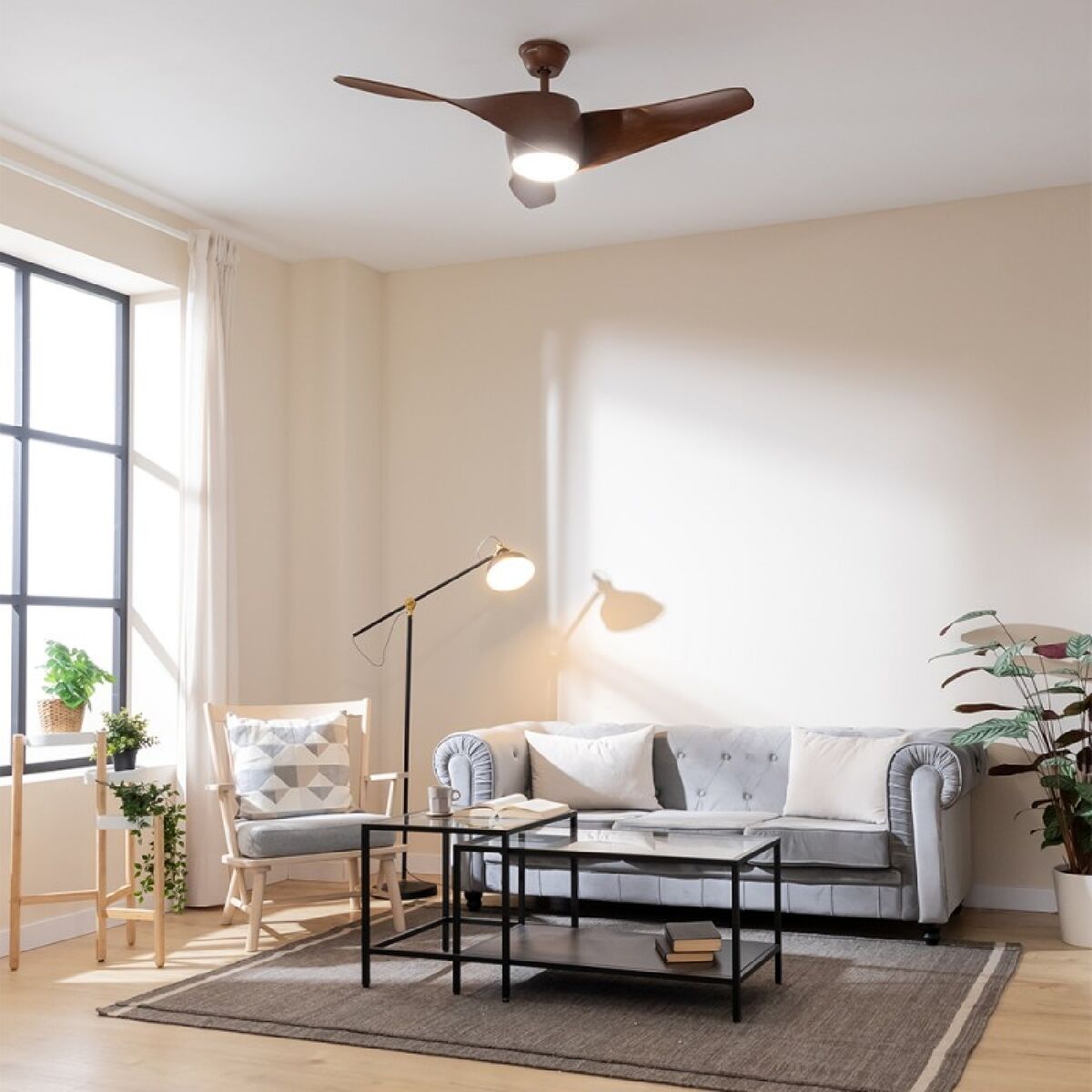 V5HAAA517C67E4401841915FE5AD1A344ACR7345283P4