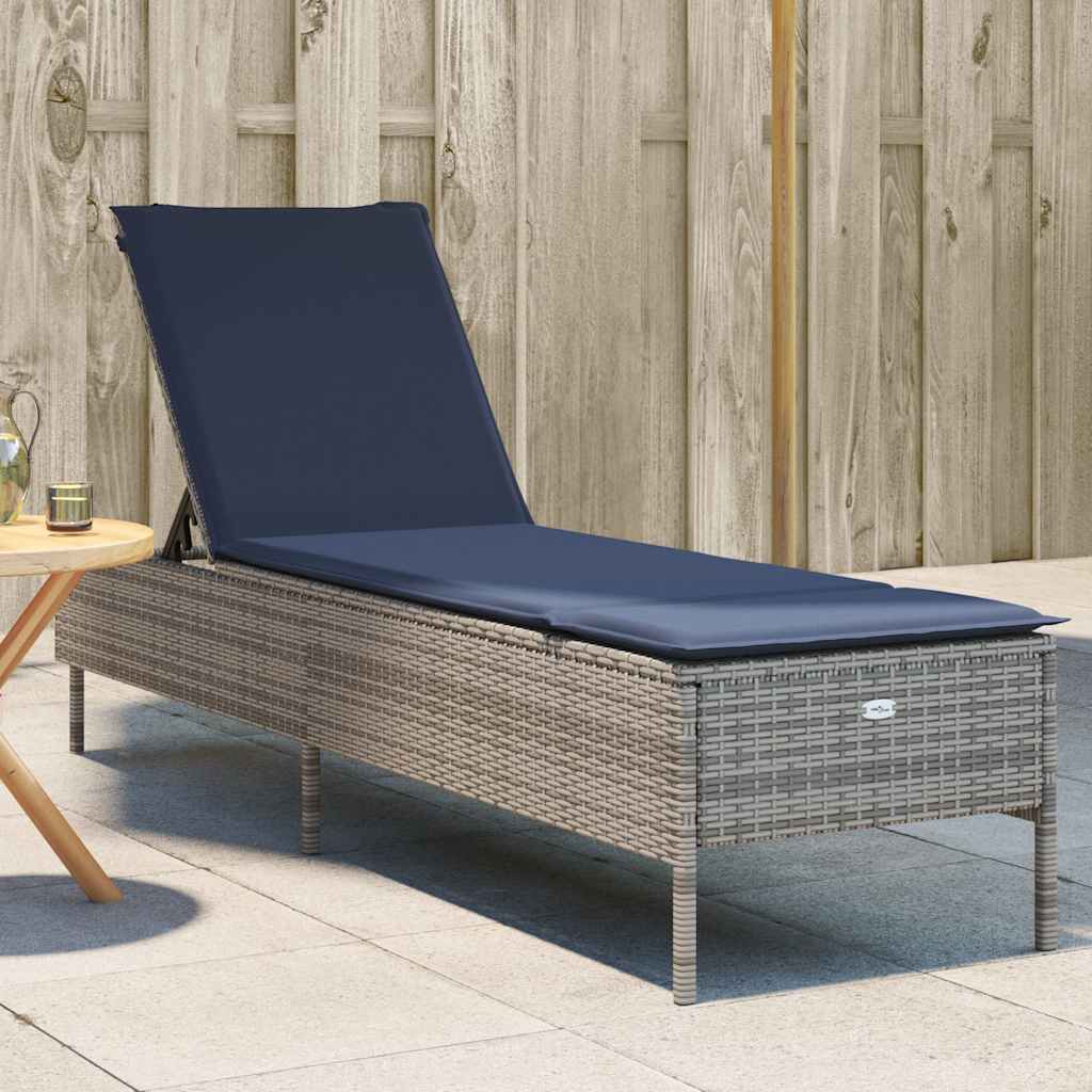 Sonnenliege mit Kissen Grau Poly Rattan